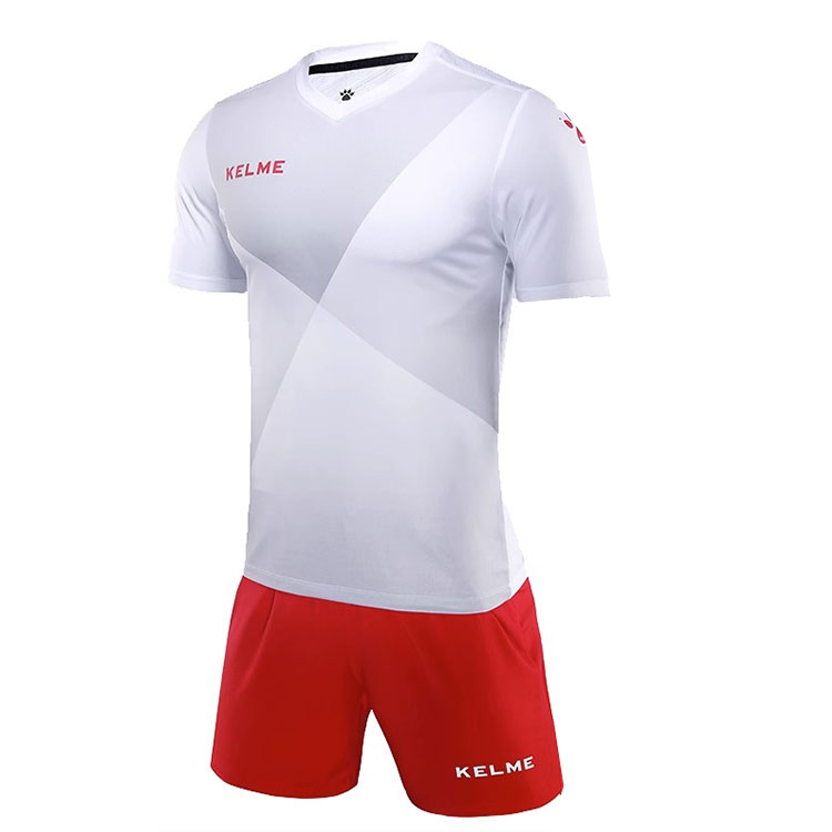 картинка Футбольная форма мужская KELME, серебро от магазина Одежда+