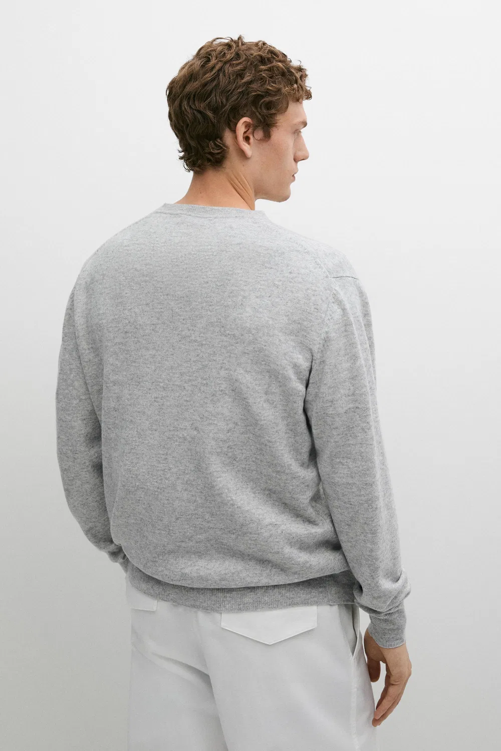 картинка Свитер Massimo Dutti Wool Blend Round Neck Knit, серый меланж от магазина Одежда+