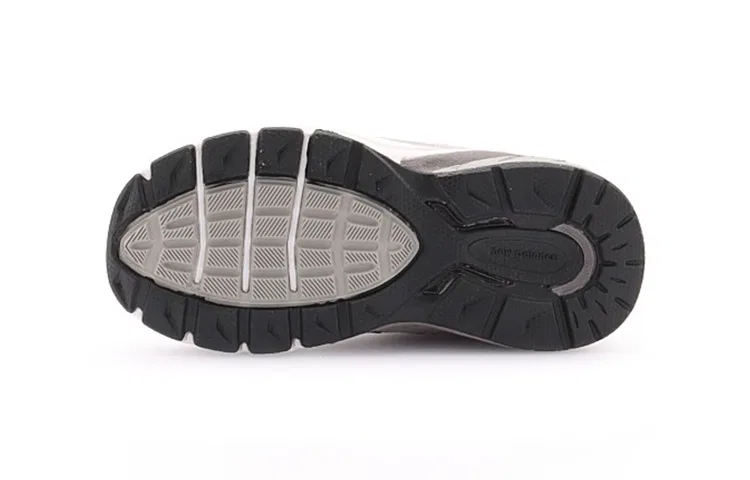 картинка Кроссовки детские New Balance 990 V5 серые от магазина Одежда+