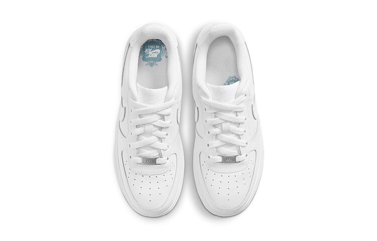 картинка Белые подростковые кроссовки Nike Air Force 1 Low LE от магазина Одежда+