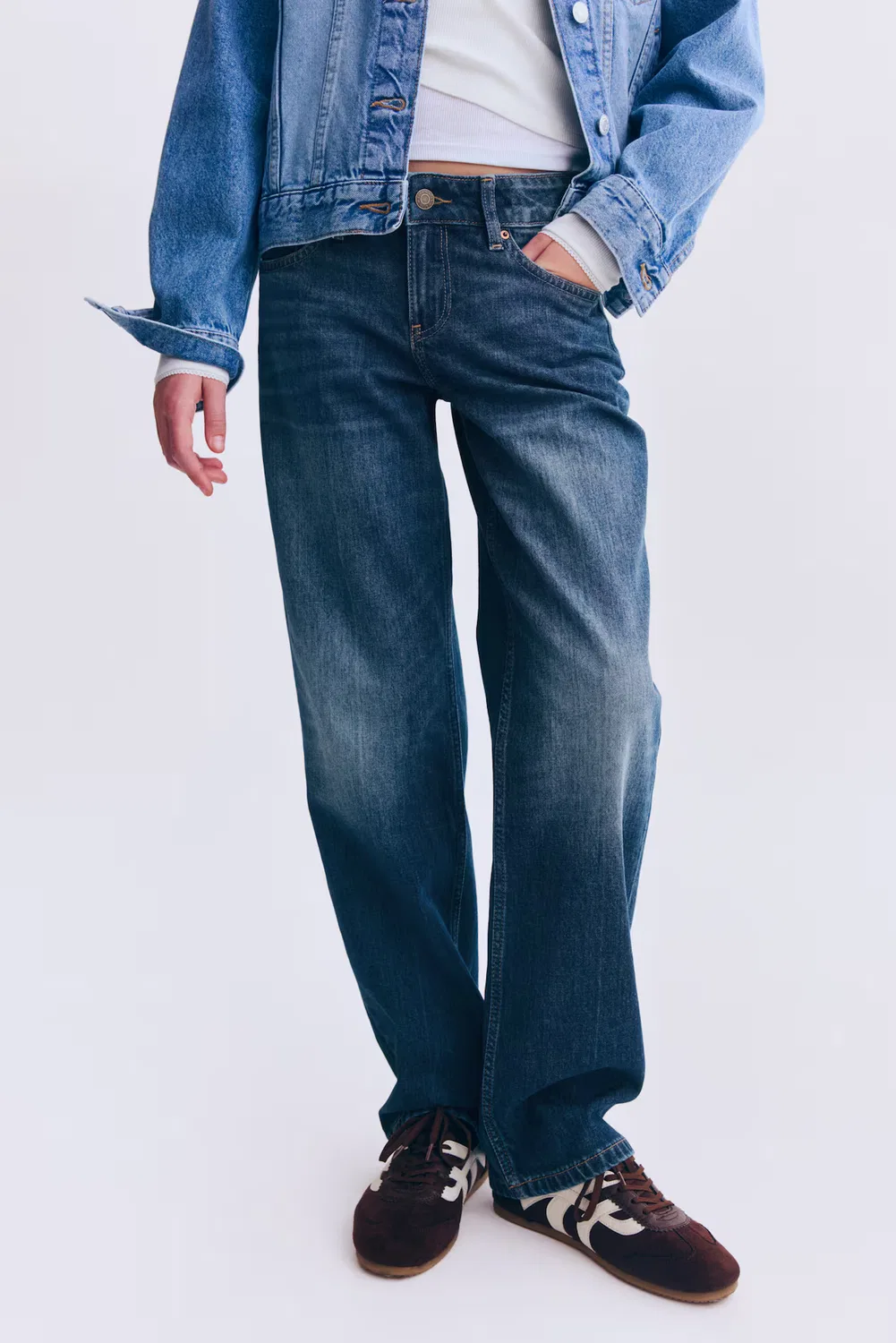 картинка Джинсы прямого кроя H&M, Dunkles Denimblau от магазина Одежда+