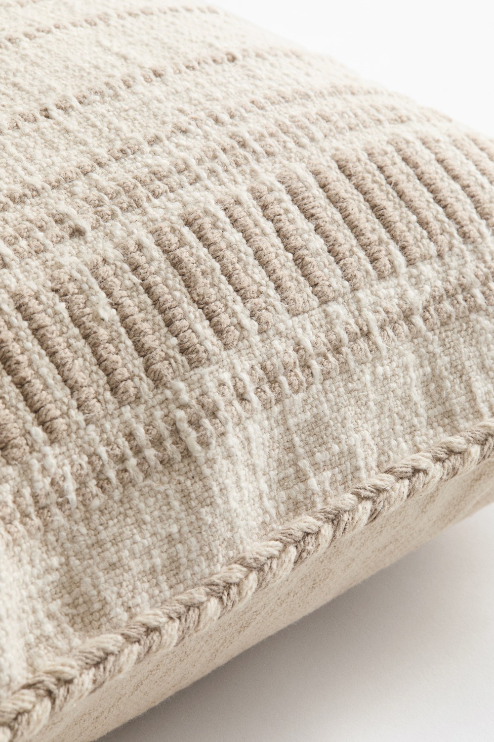 картинка Наволочка H&M Patterned Cotton, 40x60 см, бежевый от магазина Одежда+