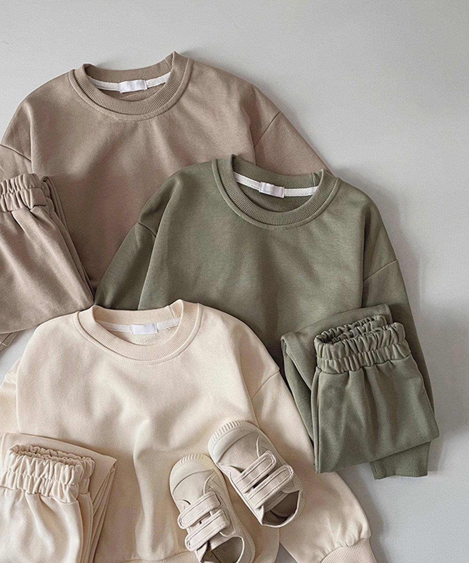 картинка Комплект спортивного костюма Aimoha Kids, beige от магазина Одежда+