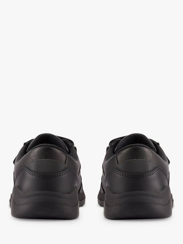 картинка Школьные ботинки Clarks Daze Step 2 Leather, Black от магазина Одежда+
