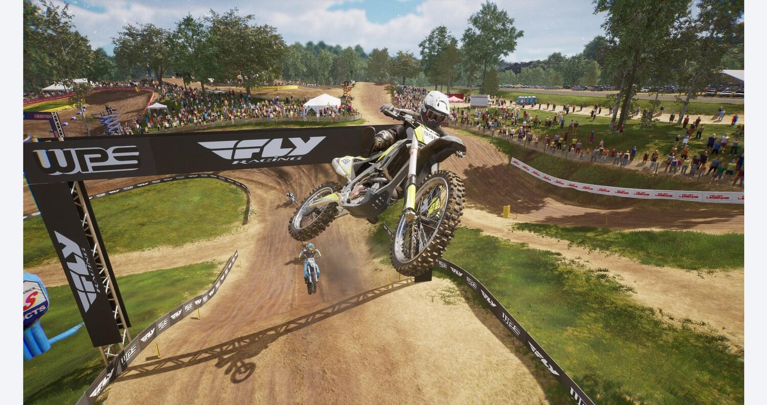 картинка Видеоигра MX vs ATV Legends Season One - Xbox Series X от магазина Одежда+