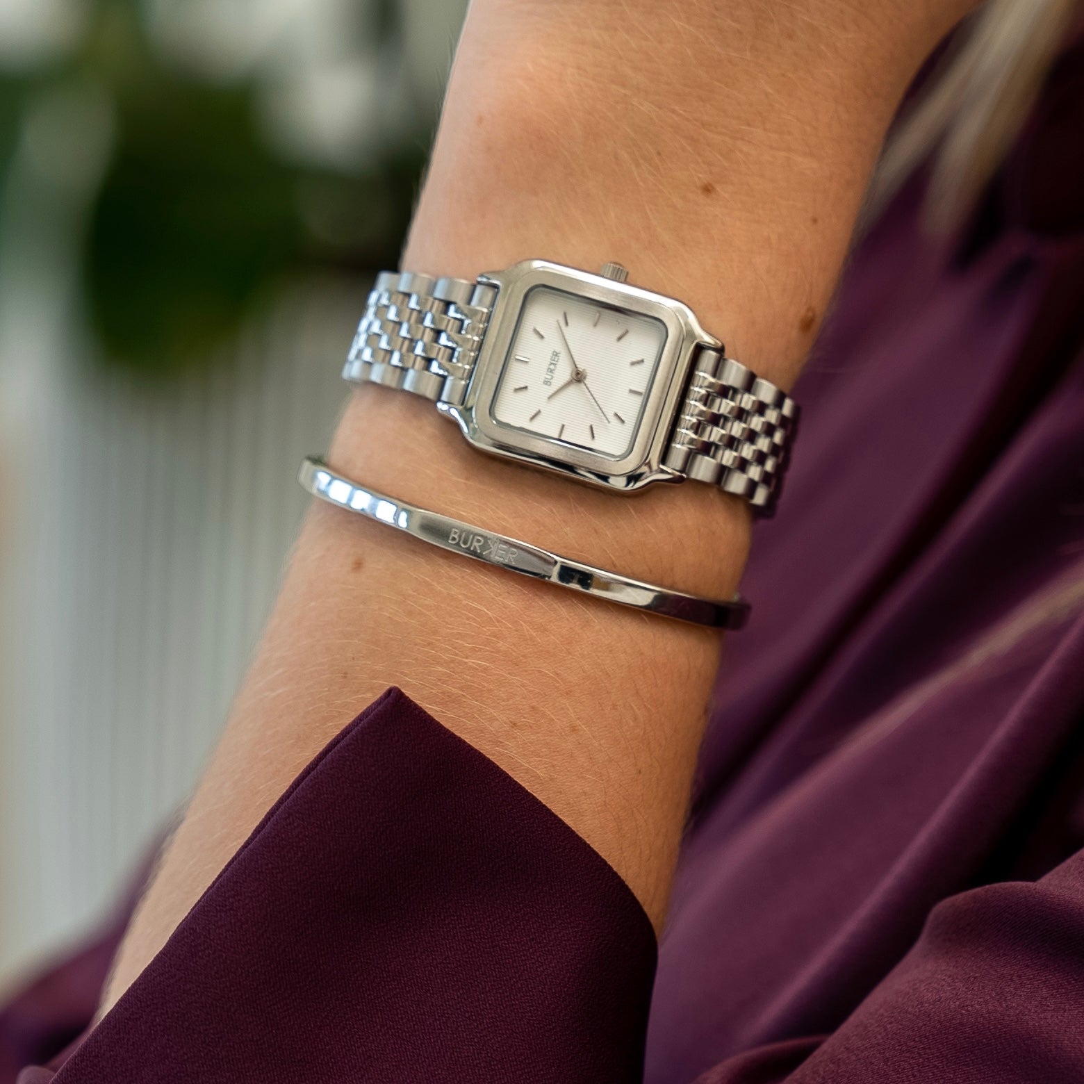 картинка Часы Macy Silver White от магазина Одежда+