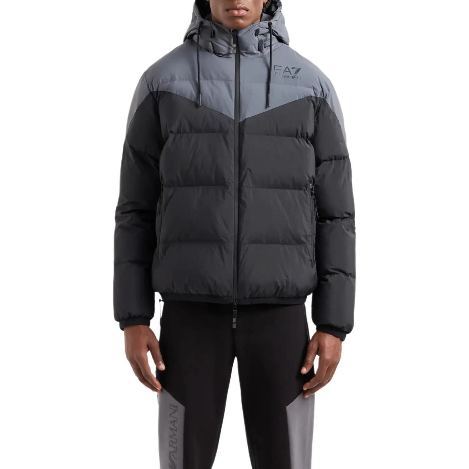 картинка Куртка пуховик EA7 черная мужская EMPORIO ARMANI от магазина Одежда+