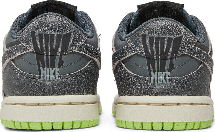 картинка Кроссовки Nike Dunk Low SE TD 'Halloween - Cauldron', серый от магазина Одежда+