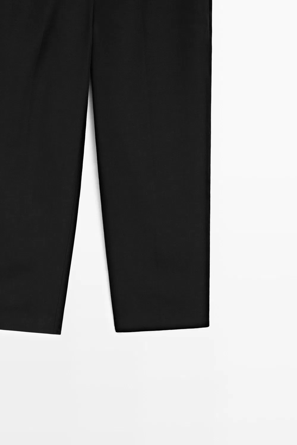 картинка Брюки-капри Massimo Dutti Slim Fit, черный от магазина Одежда+