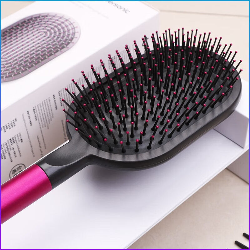 картинка Массажная расческа Dyson Paddle Brush от магазина Одежда+