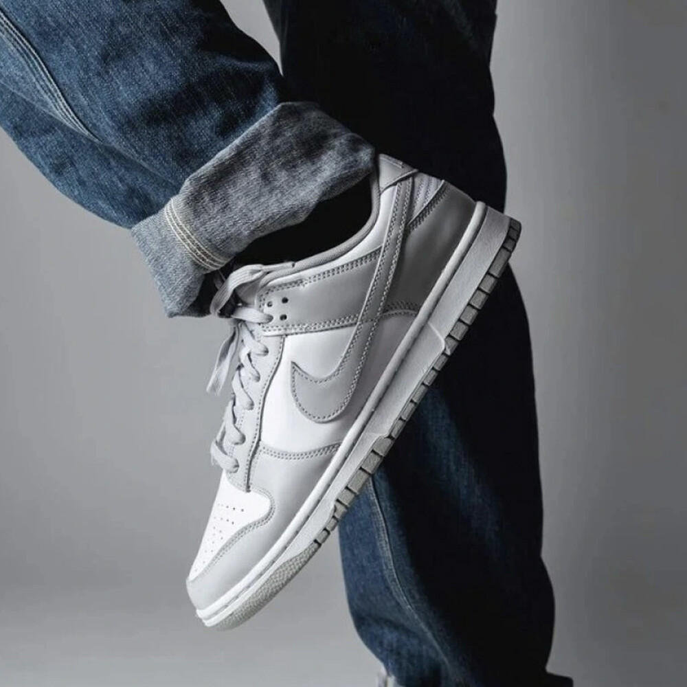 картинка Nike Dunk Low Grey Fog от магазина Одежда+