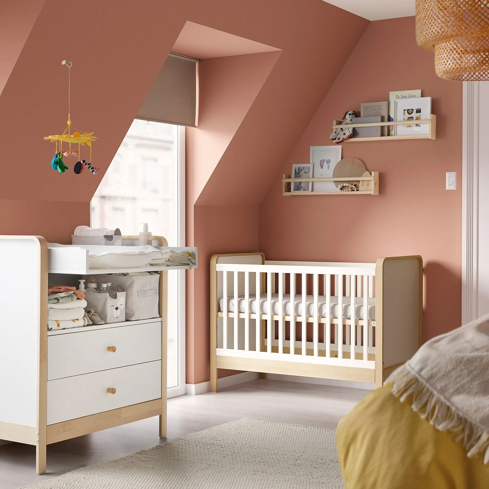 картинка Пеленальный столик, береза/белый ÄLSKVÄRD IKEA от магазина Одежда+