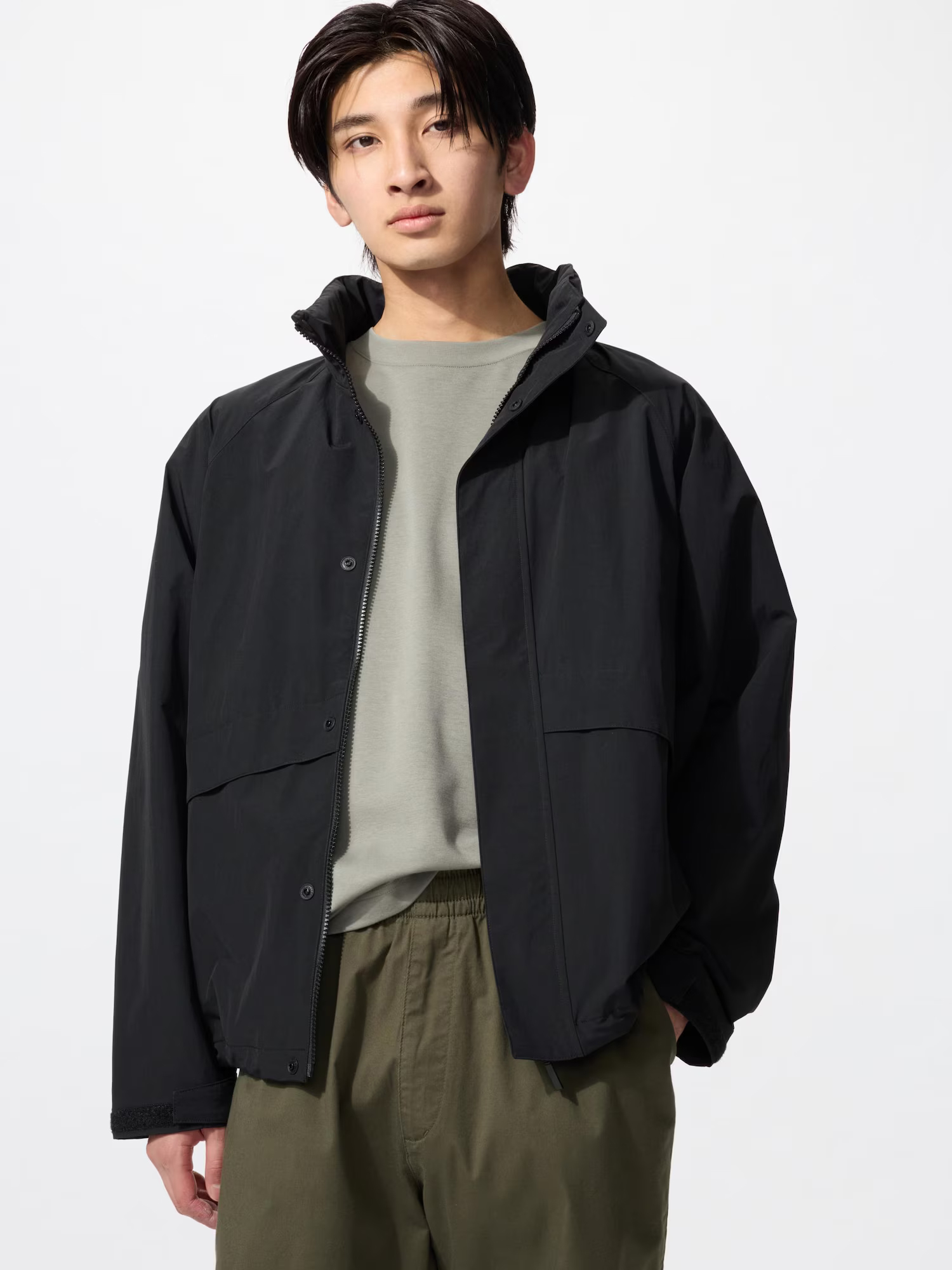 картинка Ветровка UNIQLO с воротником-стойкой Unisex, 09 черный от магазина Одежда+